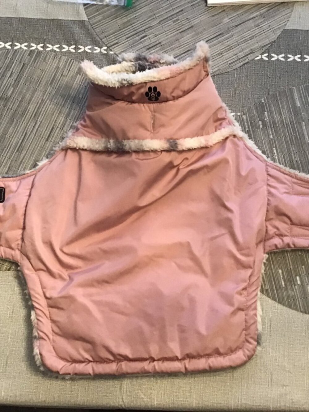 Free Country Sherpa Lined Reversible Dog Coat; Pink Camo/Pink Fair Isle/Size M/L